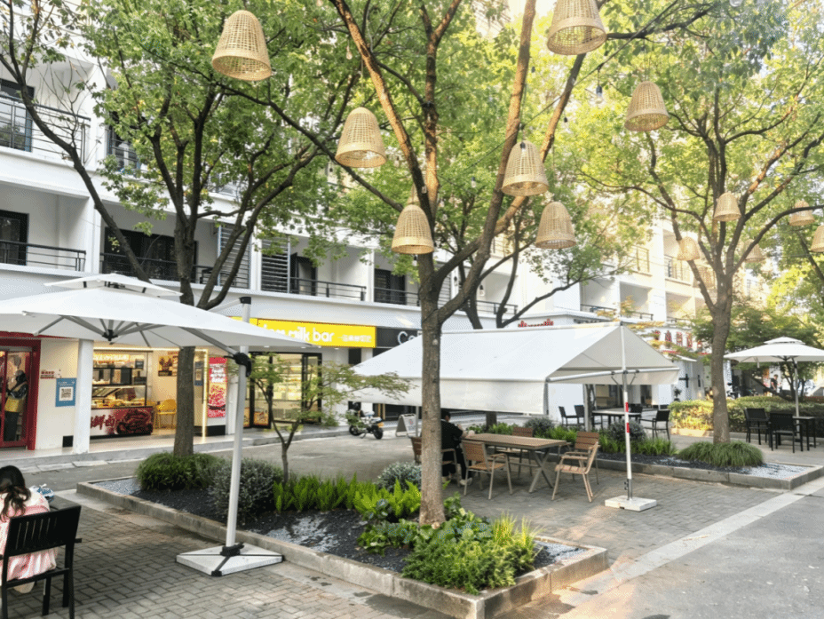 空间提质焕新，便民赋能校园——校园南北区购物休闲生活中心和“一站式”学生社区打造完成